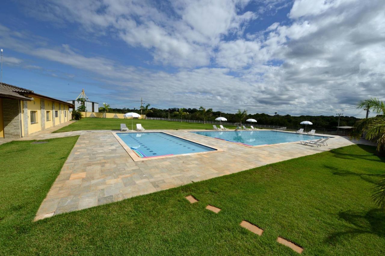 Pousada Haras Santa Rita Pocone Exterior photo